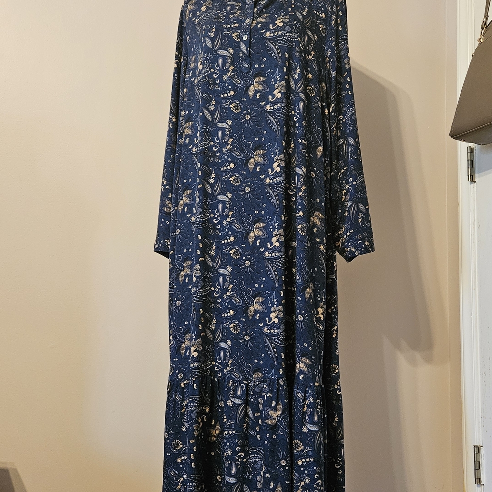 Navy Floral Button-Front Maxi Dress with Long Sleeves
